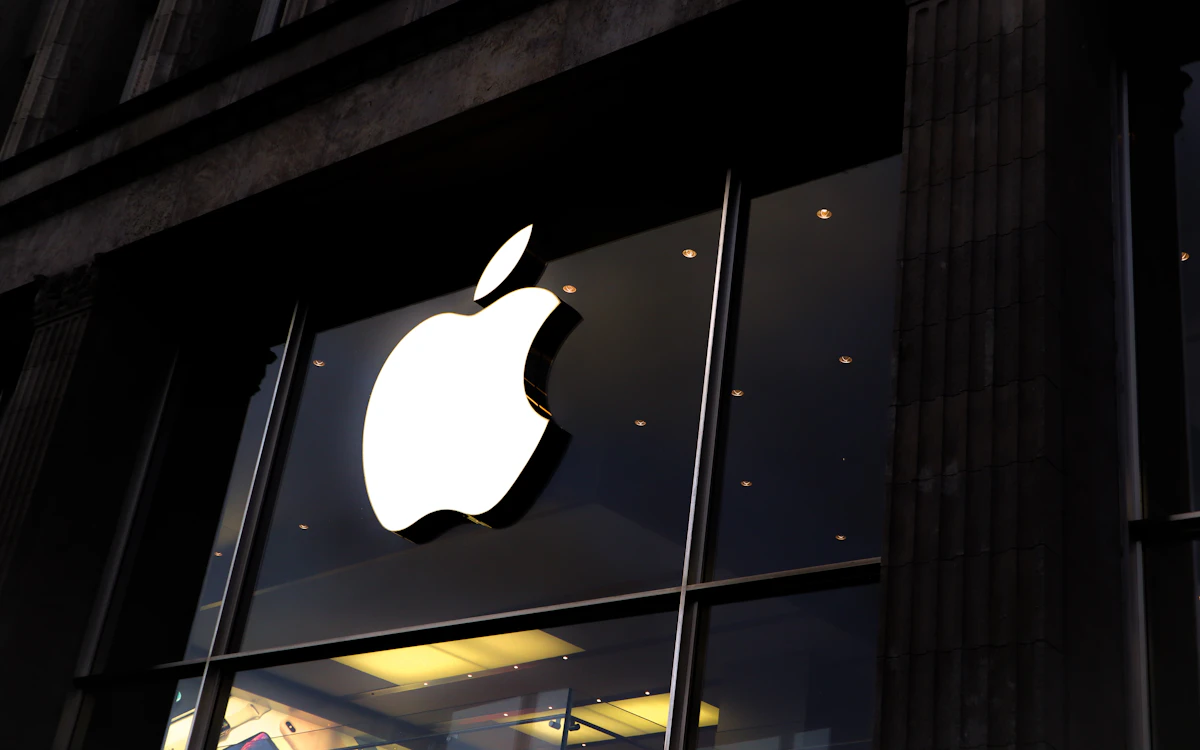 Apple demanda a OpenAI por supuesto robo de secretos comerciales
