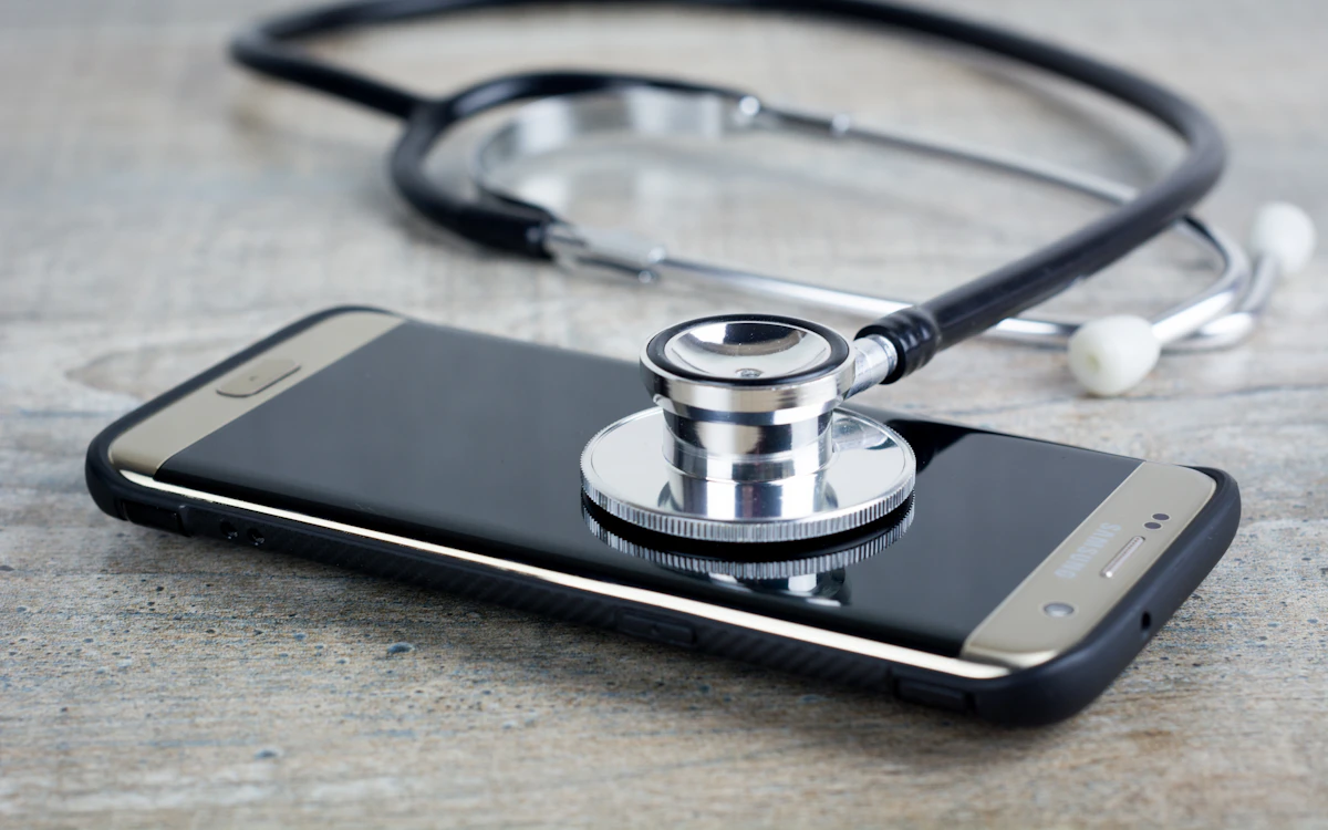 Mexicans use AI to seek medical attention.